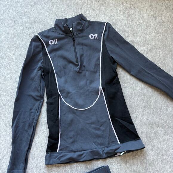 Authentic Off-White Seamless Thermal Set - Picture 2 of 6